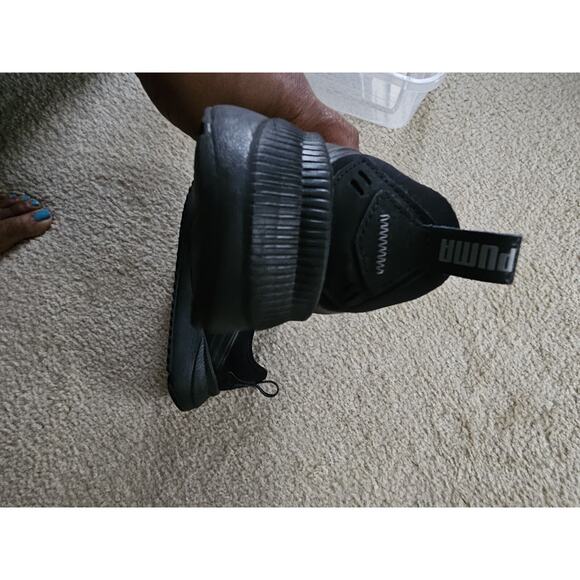 Puma Youth Size 6.5 Black Slip-On Sneakers Low Top School Shoes Casual Comfort - Picture 4 of 7